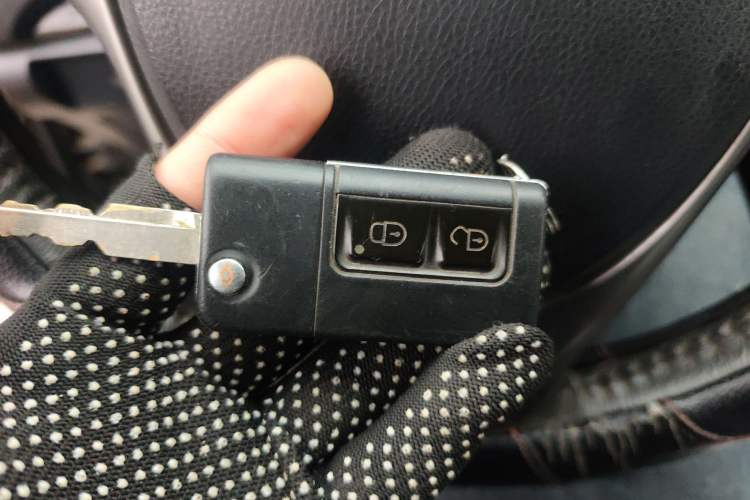 Used Haima Fumei 2012 Sedan 1.6L Manual Fashion Edition Vehicle Key