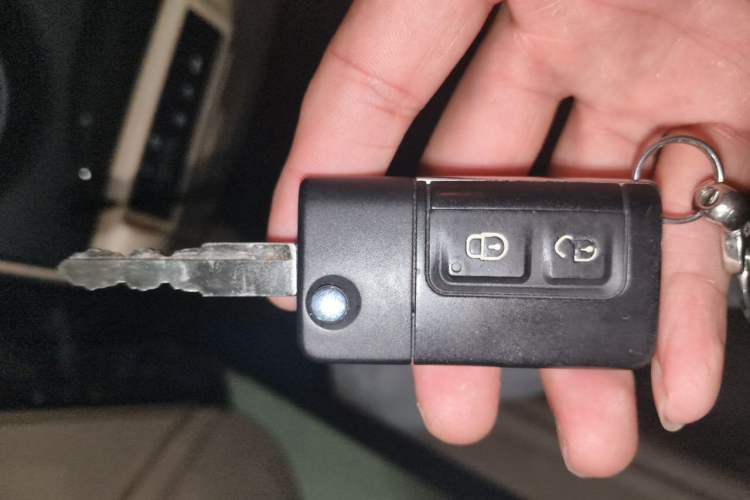 Used Haima Fumei 2012 Hatchback 1.6L Automatic Elite Edition Vehicle Key