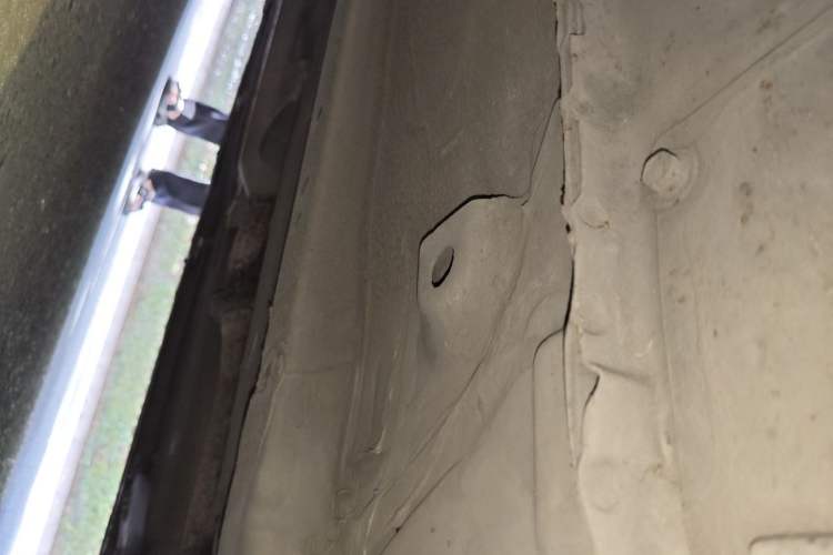 Used Haima Fumei 2012 Sedan 1.6L Manual Fashion Edition Chassis Front Right