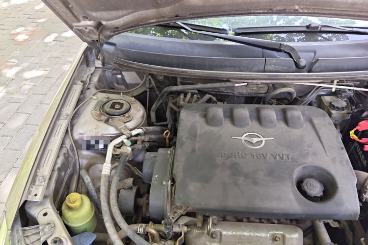 Used Haima Fumei 2012 Sedan 1.6L Manual Fashion Edition Engine Bay Right