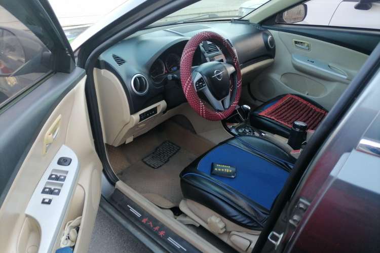 Used Haima Fumei 2012 Hatchback 1.6L Automatic Elite Edition Driver Seat