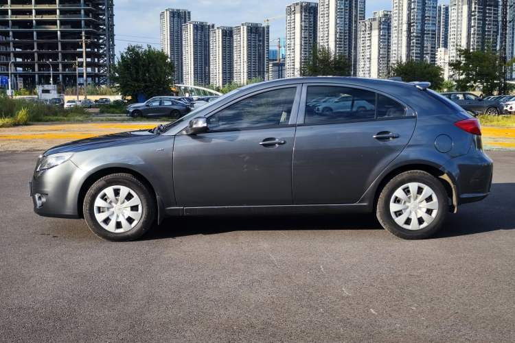 Used Haima Fumei 2012 Hatchback 1.6L Manual Fashion Edition Left Side