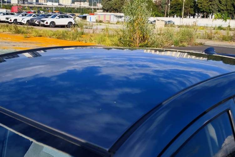 Used Haima Fumei 2012 Hatchback 1.6L Manual Fashion Edition Roof