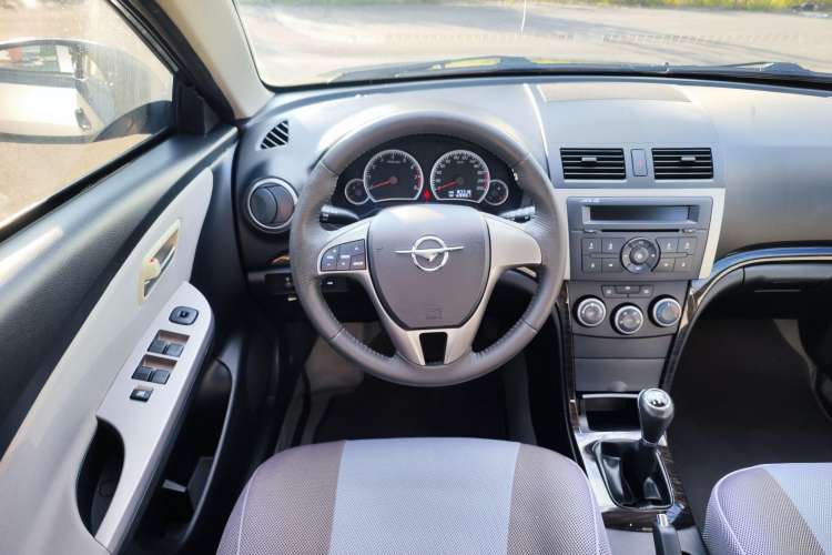 Used Haima Fumei 2012 Hatchback 1.6L Manual Fashion Edition Steering Wheel