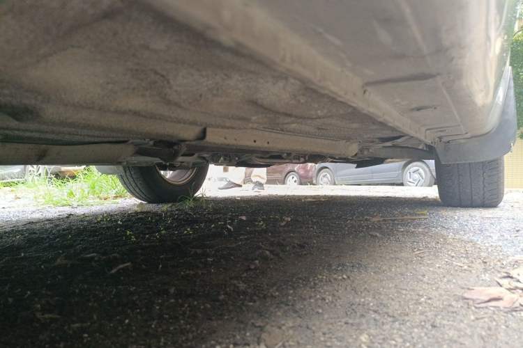 Used Haima Fumei 2012 Sedan 1.6L Manual Elite Edition Chassis Front Right
