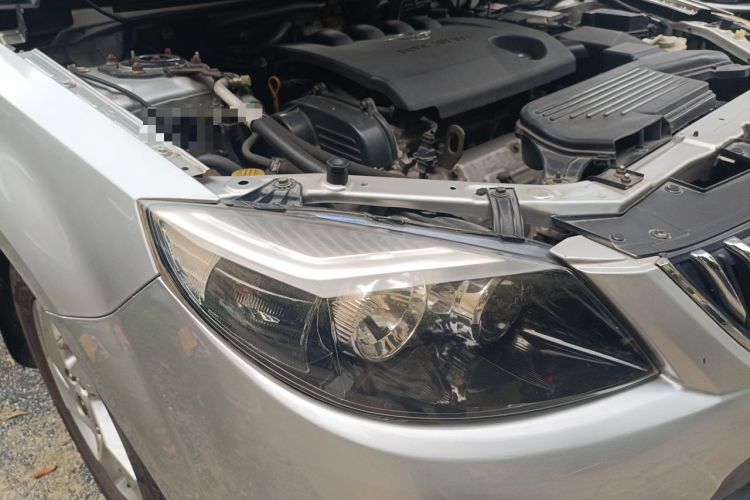 Used Haima Fumei 2012 Sedan 1.6L Manual Elite Edition Right Front Headlight