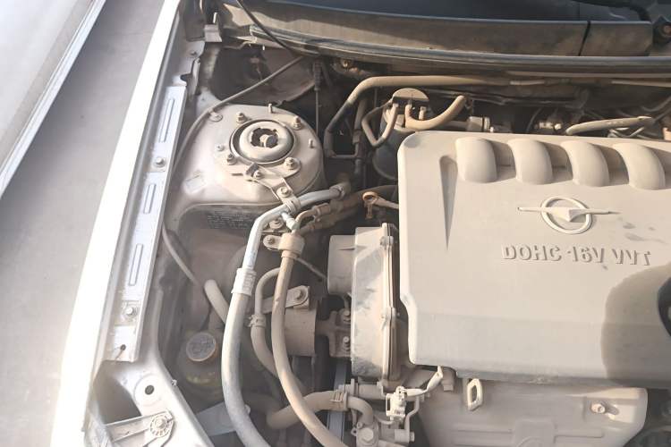 Used Haima Fumei 2012 Sedan 1.6L Manual Flagship Edition Engine Bay Right