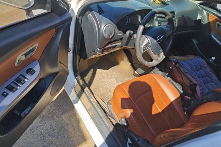 Used Haima Fumei 2012 Sedan 1.6L Manual Elite Edition Driver Seat