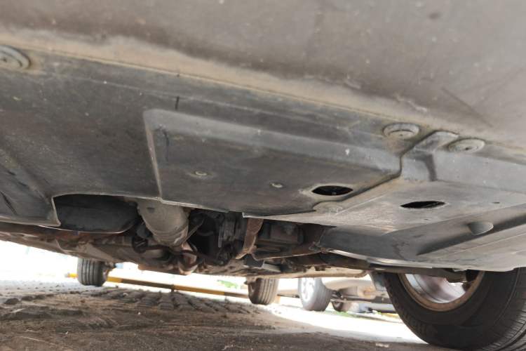 Used Haima Fumei 2012 Sedan 1.6L Automatic Flagship Edition Chassis Front