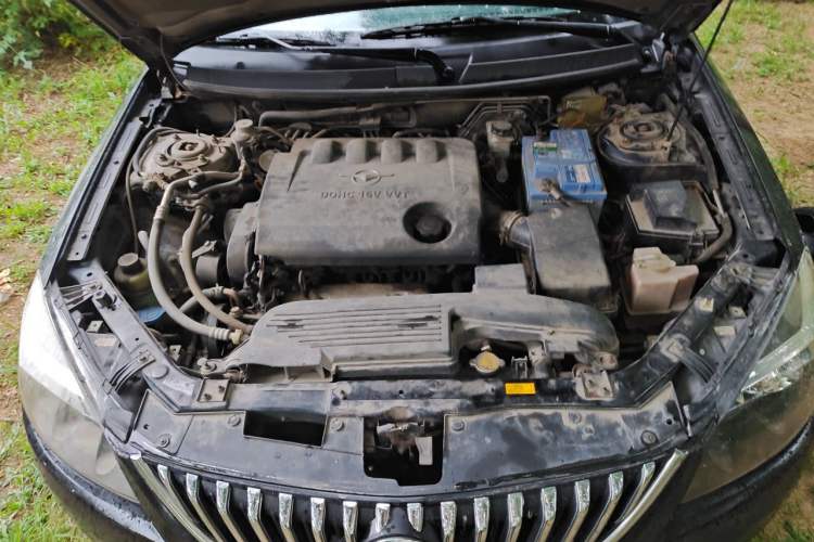 Used Haima Fumei 2013 Sedan 1.6L Manual Fashion Edition Engine Bay