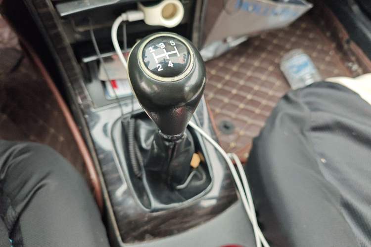 Used Haima Fumei 2013 Sedan 1.6L Manual Fashion Edition Gear Lever