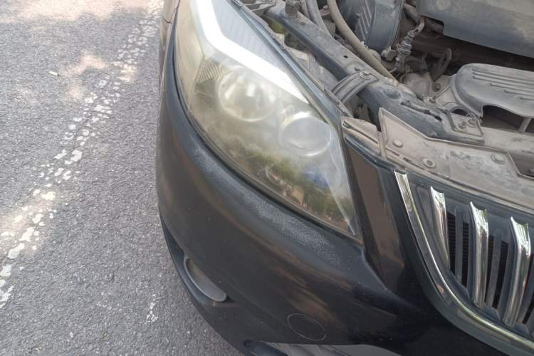Used Haima Fumei 2013 Sedan 1.6L Manual Elite Edition Right Front Headlight