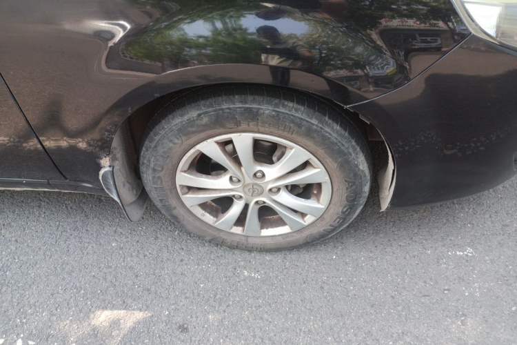 Used Haima Fumei 2013 Sedan 1.6L Manual Elite Edition Right Front Wheel Hub