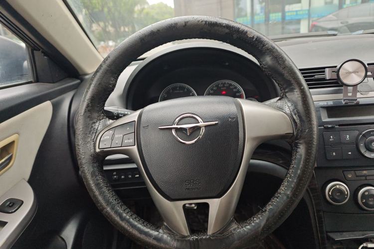 Used Haima Fumei 2013 Sedan 1.6L Manual Fashion Edition Steering Wheel