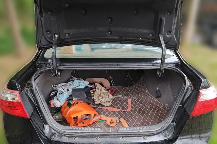Used Haima Fumei 2013 Sedan 1.6L Manual Fashion Edition Trunk