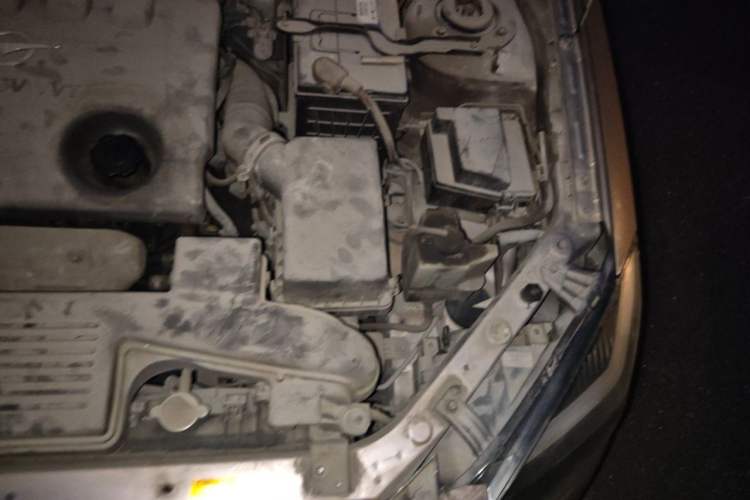 Used Haima Fumei 2013 Sedan 1.6L Manual Fashion Edition Engine Bay Left