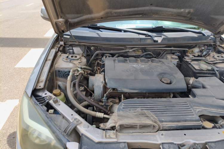 Used Haima Fumei 2013 Sedan 1.6L Manual Elite Edition Engine Bay Right