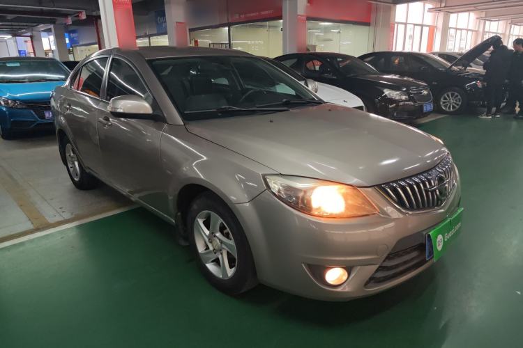 Used Haima Fumei 2013 Sedan 1.6L Manual Fashion Edition Front Right 45 Deg