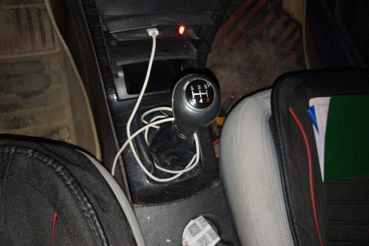 Used Haima Fumei 2013 Sedan 1.6L Manual Fashion Edition Gear Lever