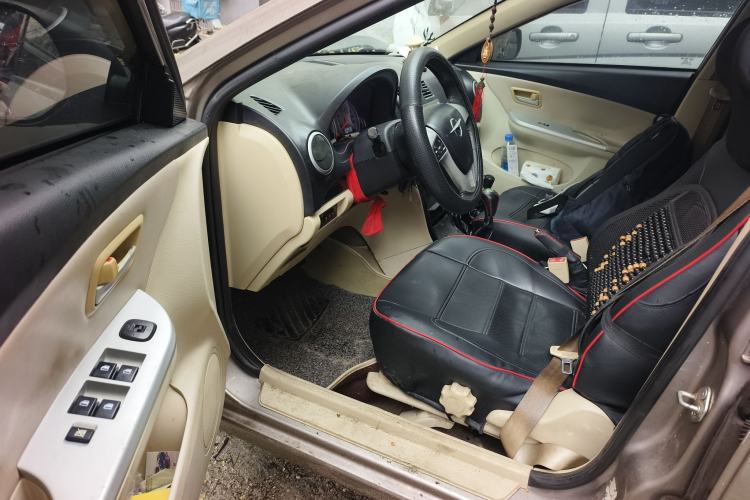 Used Haima Fumei 2013 Sedan 1.6L Manual Elite Edition Driver Seat