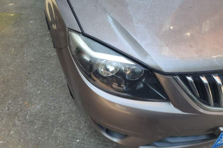 Used Haima Fumei 2013 Sedan 1.6L Manual Champion Edition Right Front Headlight
