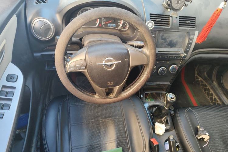 Used Haima Fumei 2013 Sedan 1.6L Manual Fashion Edition Steering Wheel