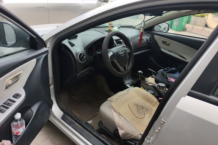 Used Haima Fumei 2013 Sedan 1.6L Manual Fashion Edition Driver Seat