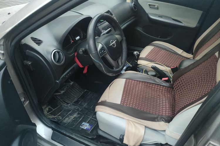 Used Haima Fumei 2013 Sedan 1.6L Manual Fashion Edition Driver Seat