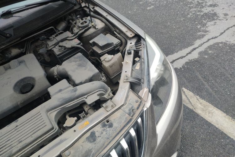 Used Haima Fumei 2013 Sedan 1.6L Manual Fashion Edition Engine Bay Left