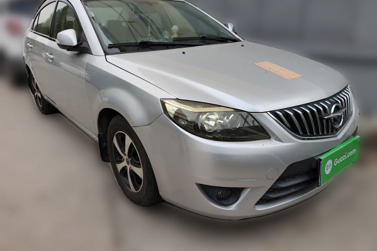Used Haima Fumei 2013 Sedan 1.6L Manual Fashion Edition Front Right 45 Deg