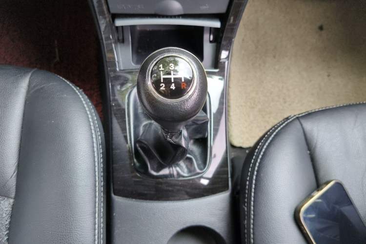 Used Haima Fumei 2013 Sedan 1.6L Manual Fashion Edition Gear Lever