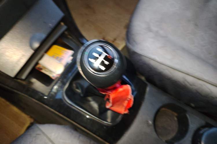 Used Haima Fumei 2013 Sedan 1.6L Manual Champion Edition Gear Lever