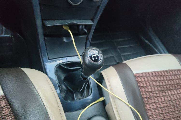 Used Haima Fumei 2013 Sedan 1.6L Manual Fashion Edition Gear Lever