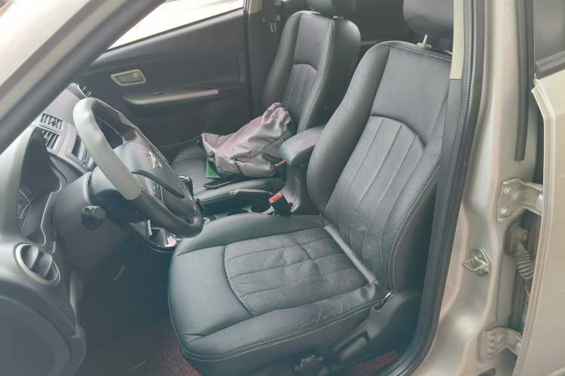 Used Haima Fumei 2013 Sedan 1.6L Manual Fashion Edition Left Front Seat