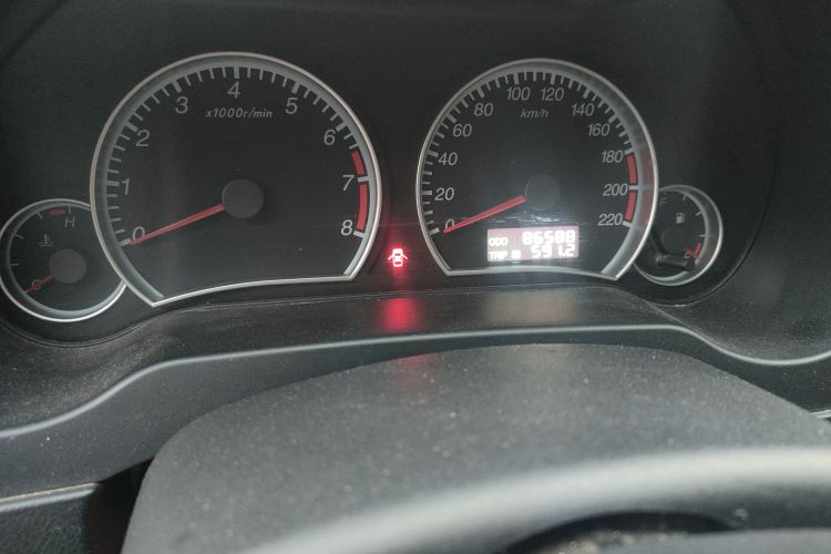 Used Haima Fumei 2013 Sedan 1.6L Manual Fashion Edition Odometer Close Up