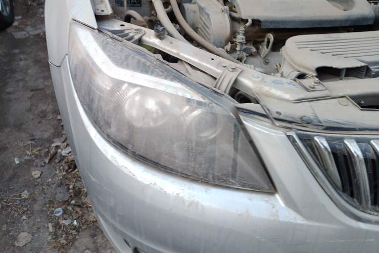 Used Haima Fumei 2013 Sedan 1.6L Manual Champion Edition Right Front Headlight