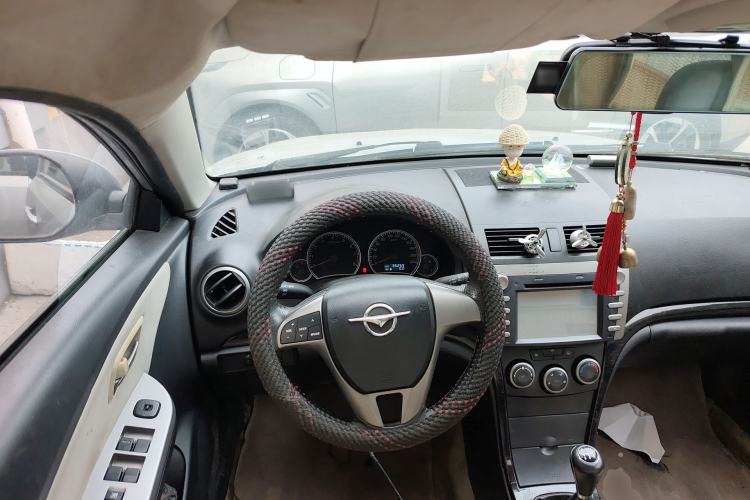 Used Haima Fumei 2013 Sedan 1.6L Manual Fashion Edition Steering Wheel