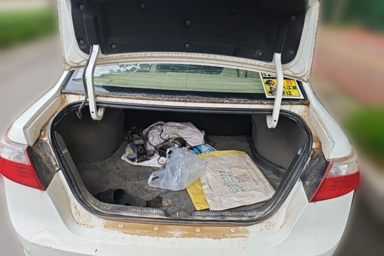 Used Haima Fumei 2013 Sedan 1.6L Manual Elite Edition Trunk