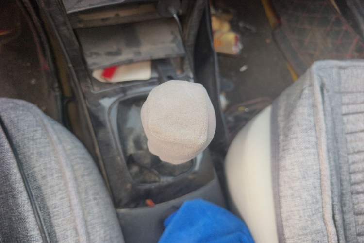Used Haima Fumei 2013 Sedan 1.6L Manual Fashion Edition Gear Lever