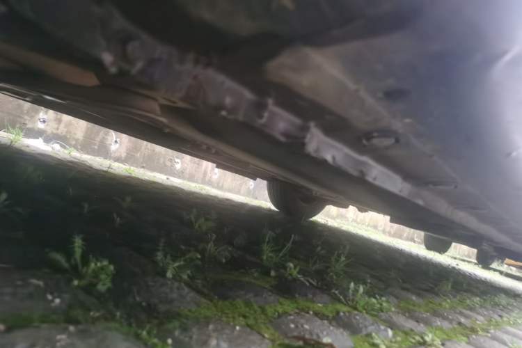 Used Haima Fumei 2014 M5 1.6L Manual Standard Model Chassis Front Left