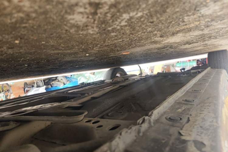 Used Haima Fumei 2014 M5 1.6L Manual Elite Model Chassis Front Right