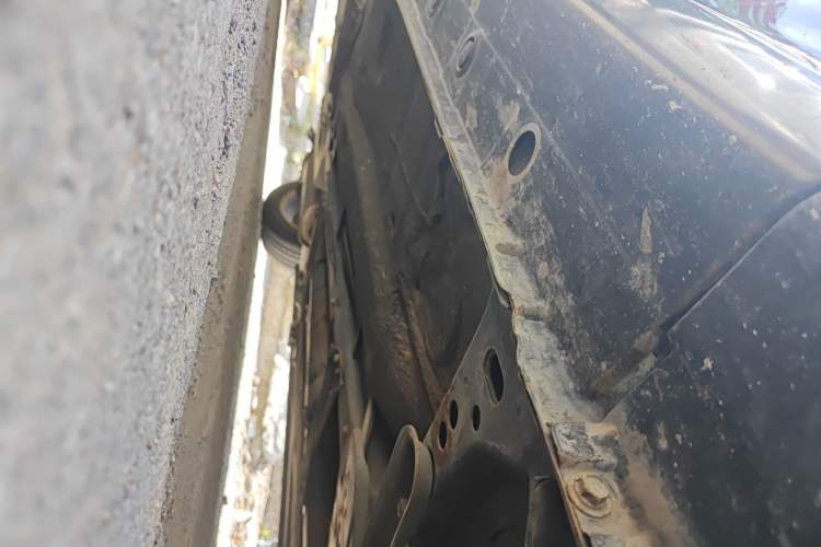 Used Haima Fumei 2014 M5 1.6L Manual Elite Model Chassis Front Right