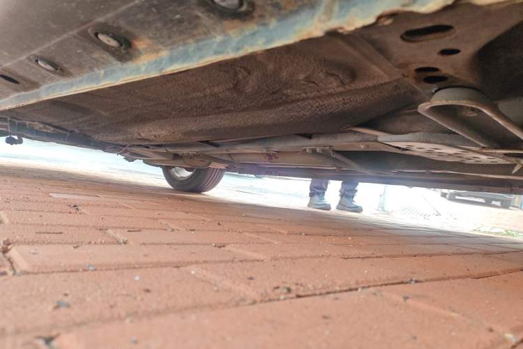 Used Haima Fumei 2014 M5 1.6L Manual Comfort Model Chassis Front Right