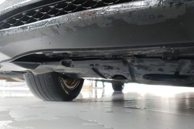 Used Haima Fumei 2014 M5 1.6L Automatic Elite Model Chassis Front Right