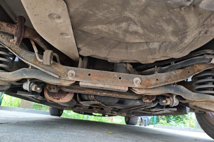 Used Haima Fumei 2014 M5 1.6L Automatic Elite Model Chassis Rear