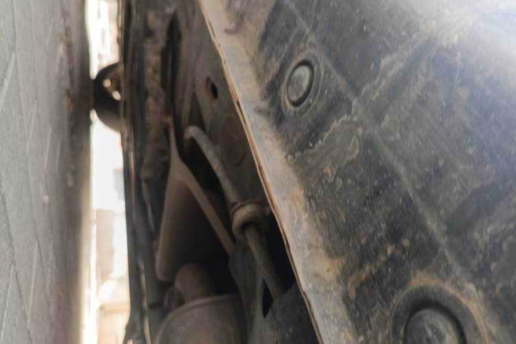 Used Haima Fumei 2014 M5 1.6L Manual Elite Model Chassis Rear Left