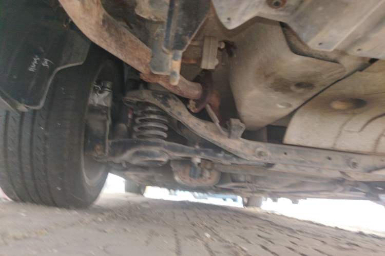 Used Haima Fumei 2014 M5 1.6L Manual Elite Model Chassis Rear Left