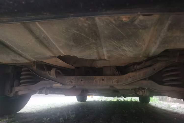 Used Haima Fumei 2014 M5 1.6L Manual Standard Model Chassis Rear