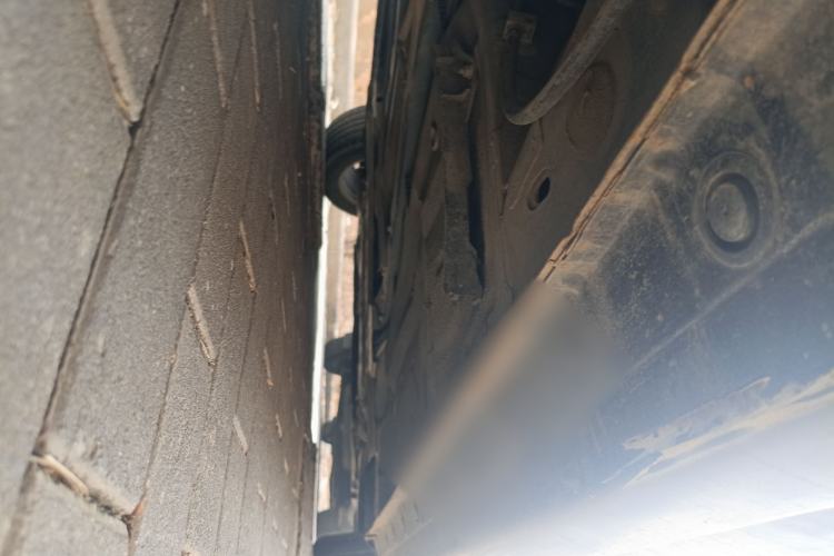 Used Haima Fumei 2014 M5 1.6L Manual Elite Model Chassis Rear Right