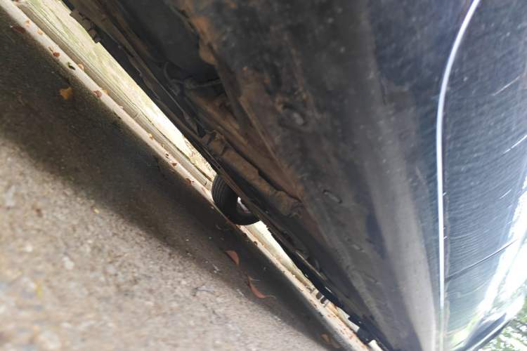 Used Haima Fumei 2014 M5 1.6L Manual Fashion Edition Chassis Rear Right